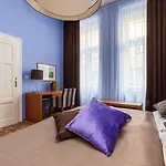 Emporio Πράγα