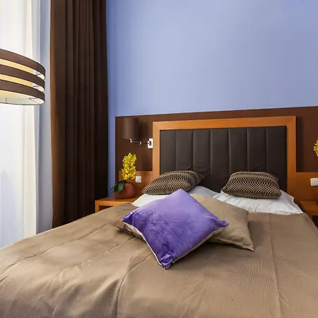 Emporio Apartman *