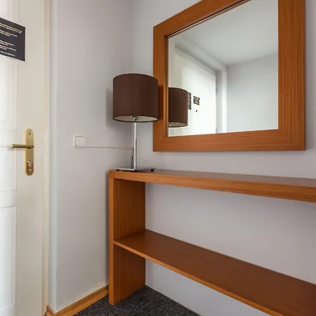 Emporio Apartman *