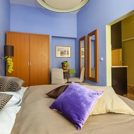 Emporio Apartman *