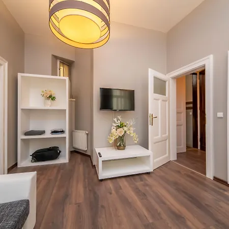 Emporio Apartman *